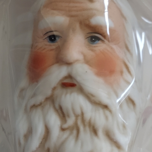 Mangelsen Vintage Porcelain SANTA Head & Hands Set 3" New -inOriginal Pa… - Picture 6 of 7